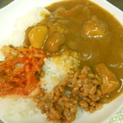 梅雨が明けてホント暑くなったわね(~_~)
なので、このがっつりカレー頂きました～♪めちゃコク旨でした❤
がっつり食べてこの夏のりきりますわ～カレといっしょに♡